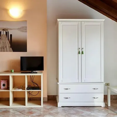 New Attic View 4 * 瓦伦纳