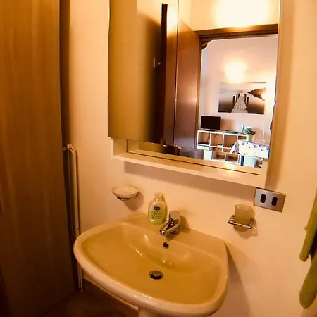 New Attic View 4 * 瓦伦纳